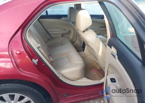 2013 Chrysler 300 Motown из США, поврежденный, VIN 2C3CCAAG6DH626423